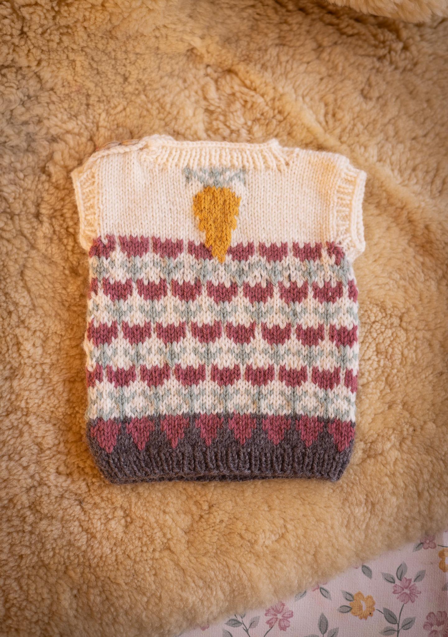 Lottas Easter Bunny Sweater