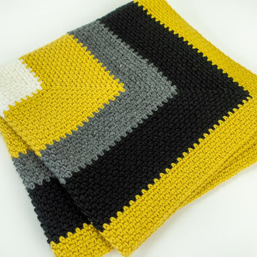 Bee Square Infinity Moss Square Crochet Blanket