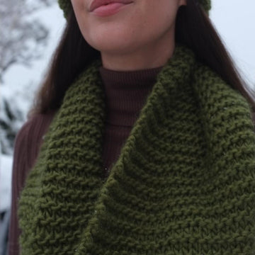 Loopy Lou Cowl and Beanie