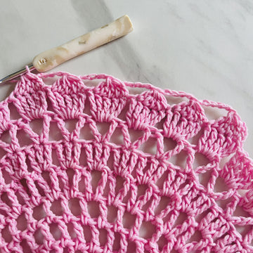 Cupcakes & Fan’s Poncho