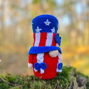 Patriotic gnome USA (girl_2)