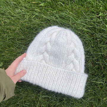 Aviaja hat