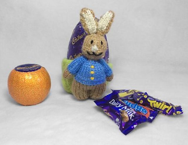 Peter Rabbit Easter Egg Sweet Pot