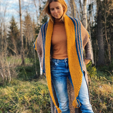 Thuleia Triangle Scarf