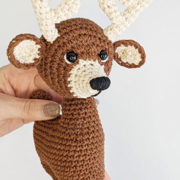 Deer crochet pattern, Christmas reindeer amigurumi pattern