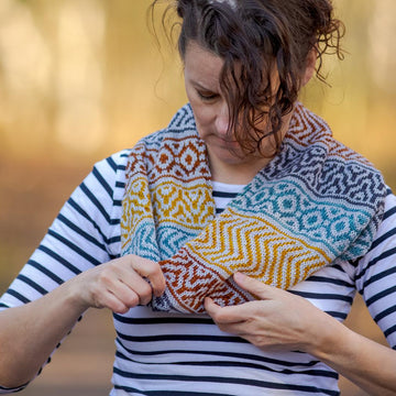 Serigraphy Cowl