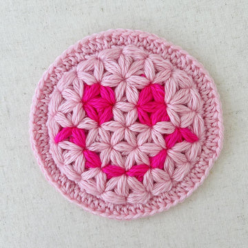 63 Smily Face Round Square Motif