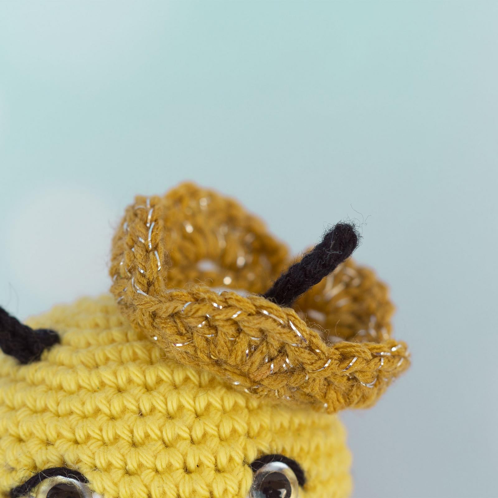 Queen Bee Amigurumi