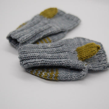 Easy Flip baby mittens
