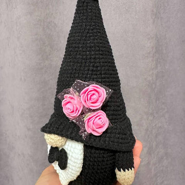 Gnome groom