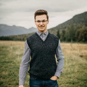 Summit Men's Sweater Vest