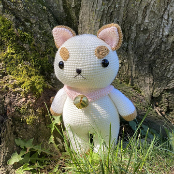 Bee and Puppycat character amigurumi toy