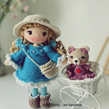 SOPHIA doll