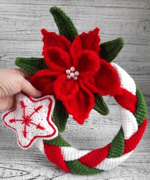 Crochet Christmas Wreath Pattern: Poinsettia & Stars (PDF Pattern)