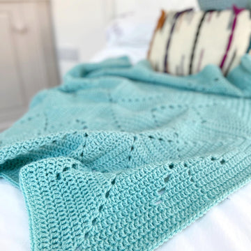 Criss Cross Solid Granny Blanket