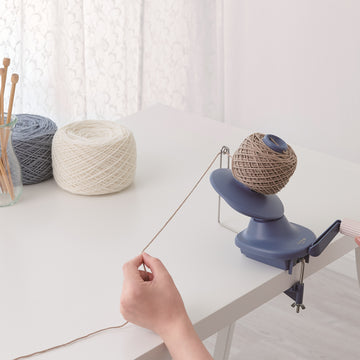 Clover Yarn Ball Winder