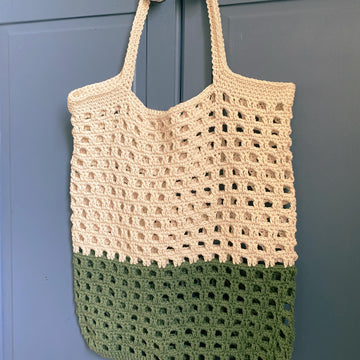 ‘On The Grid’ - customisable crochet bag pattern