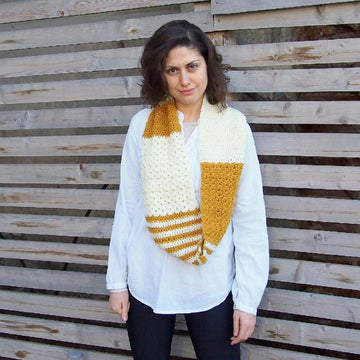 Block infinity loop scarf