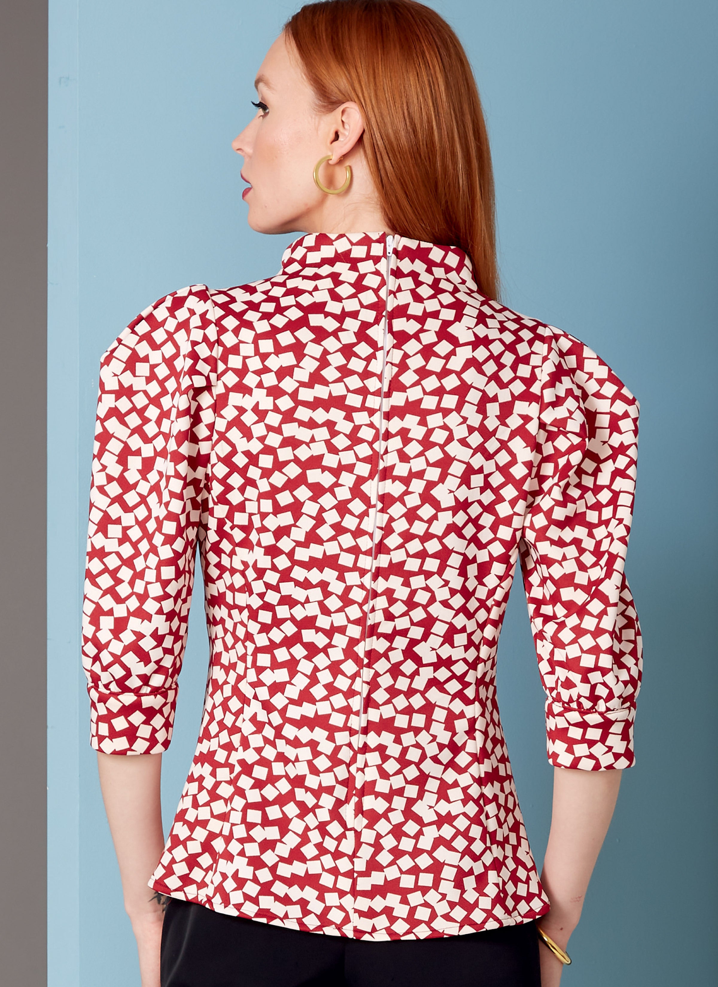 Vogue Misses' and Misses' Petite Top V1847 - Sewing Pattern