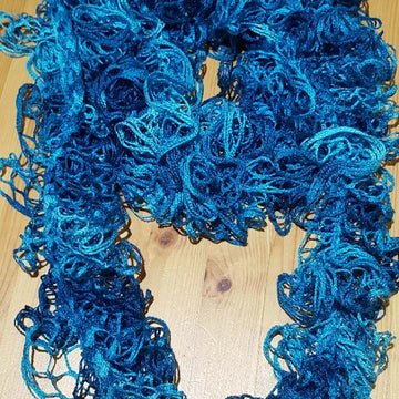 Fancy ruffled scarf