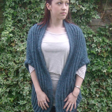 Row, Row, Row your Cardigan, Slouchily Down the Stream
