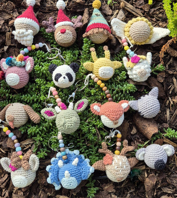 Keychain Figure Dolls Angel Cat Dog Dragon Elf Fox Giraffe Horse Koala Llama Panda Reindeer Santa Triceratops Unicorn Christmas crochet amigurumi