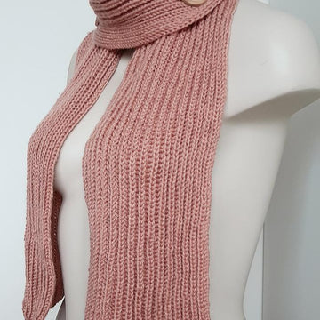 Anna's Scarf