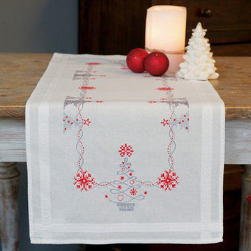 Vervaco Christmas Trees Table Runner Kit (40 x 100 cm) - 40 x 100cm