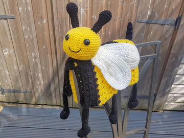 3in1 Happy Bee Folding Baby Blanket Toy Lovey
