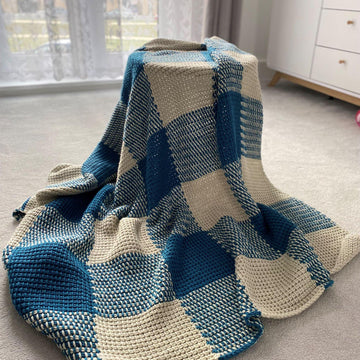Lilly Blanket