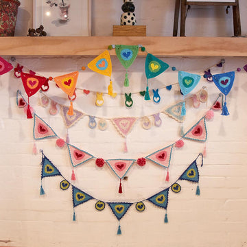 Lovebomb Bunting