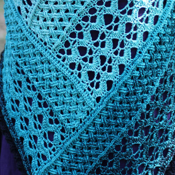 Triangular Scarf "Metis"