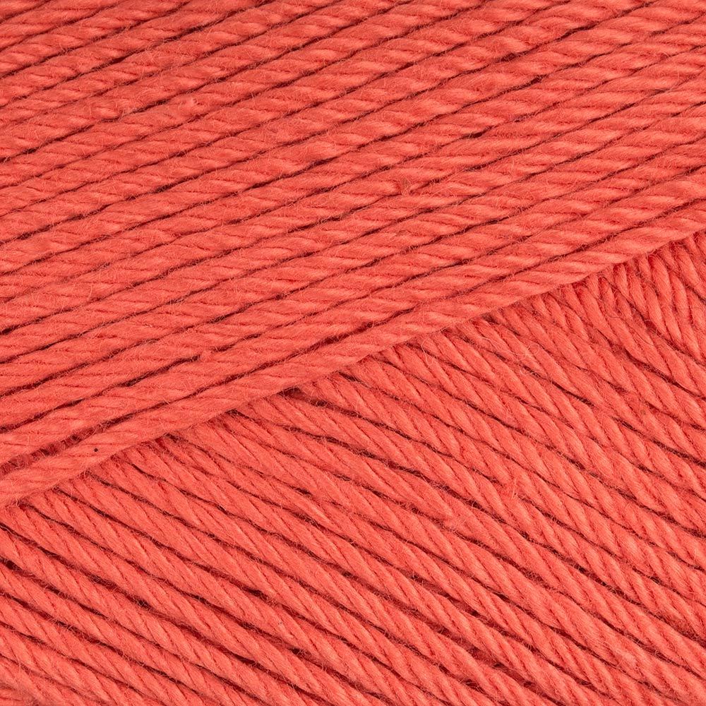 Yarn and Colors Must-Have