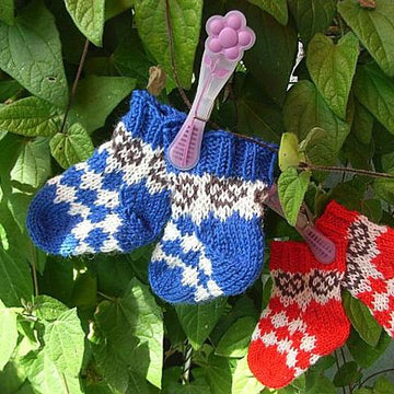 Tiny Bavarians and Franconians (baby socks)/Mini-Bayern und Frankensocken