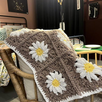 Daisy Square Baby Blanket