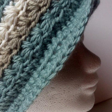 Starry Starry Night Hat - Bonus Pattern: Matching finger less gloves - Star Stitch Hat