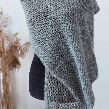 Aura shawl