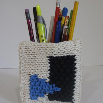 Triangular Pen Holder