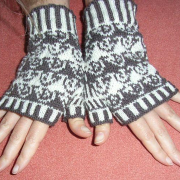 Hedgehog mitts