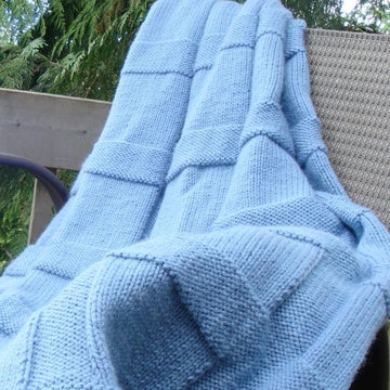 Off the grid throw