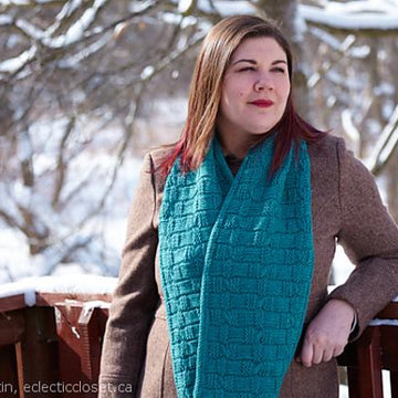 Tiling Twists Cowl