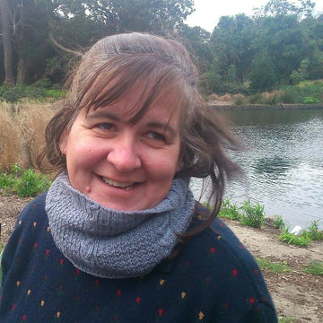 Mireya cowl