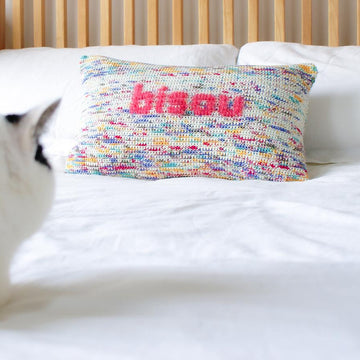 Bisou Pillow