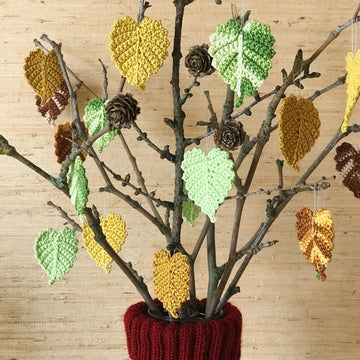 Autumn leaf fall