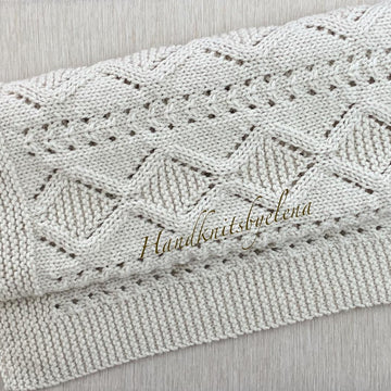 Baby Blanket with Large Diamonds
