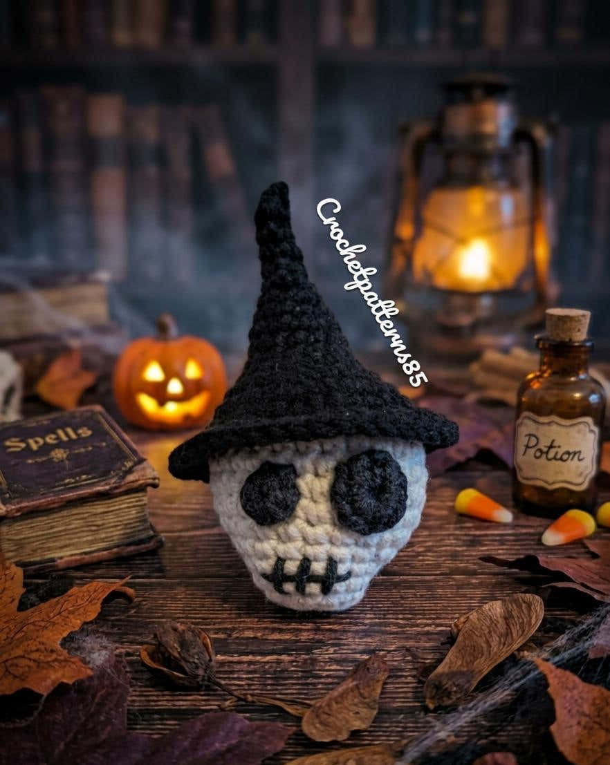 Witch Skull Halloween English_US