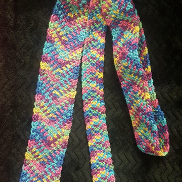 V Tie