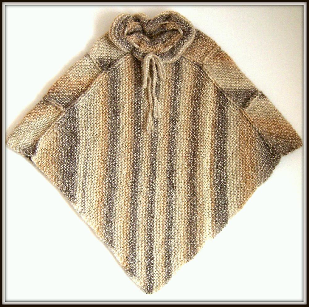 Poncho with Frilled Collar (allsquareknits)