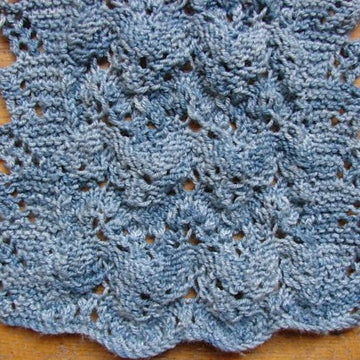 Scalloped Clouds lacy scarf with pointed edges