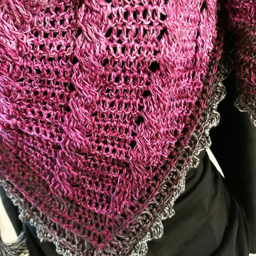 Triangular Scarf "Dione"